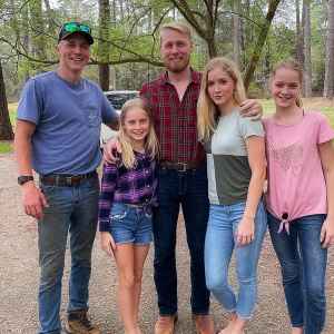 'Welcome to Plathville' Star Ethan Plath Reunites With Siblings In Sweet Photos- 'So Good to See Them' - 598