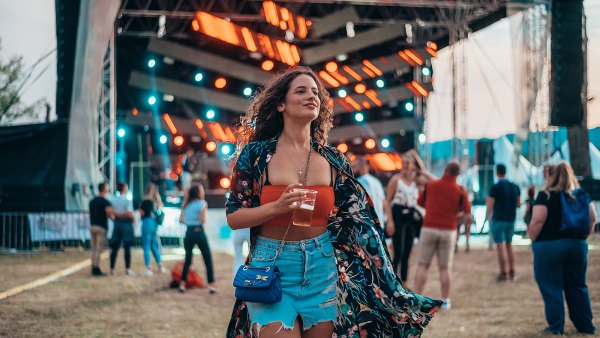zara-style-festival-fashion