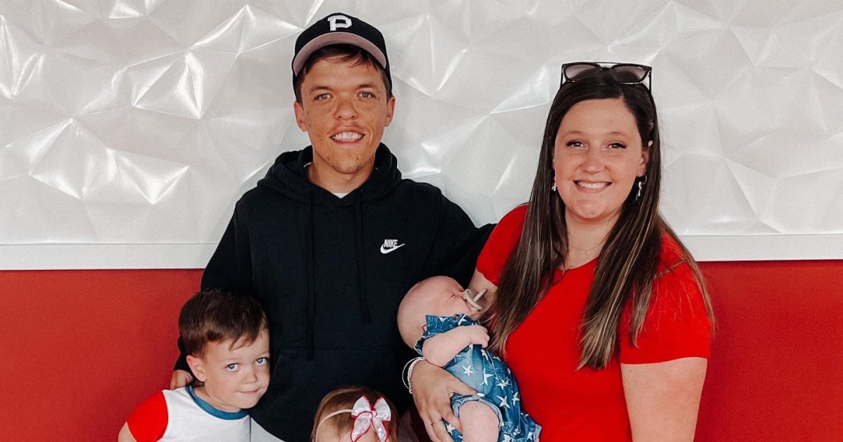 Jackson Roloff Now Tori Roloff Praises Son Jackson As He Starts to Notice Dwarfism | Us Weekly