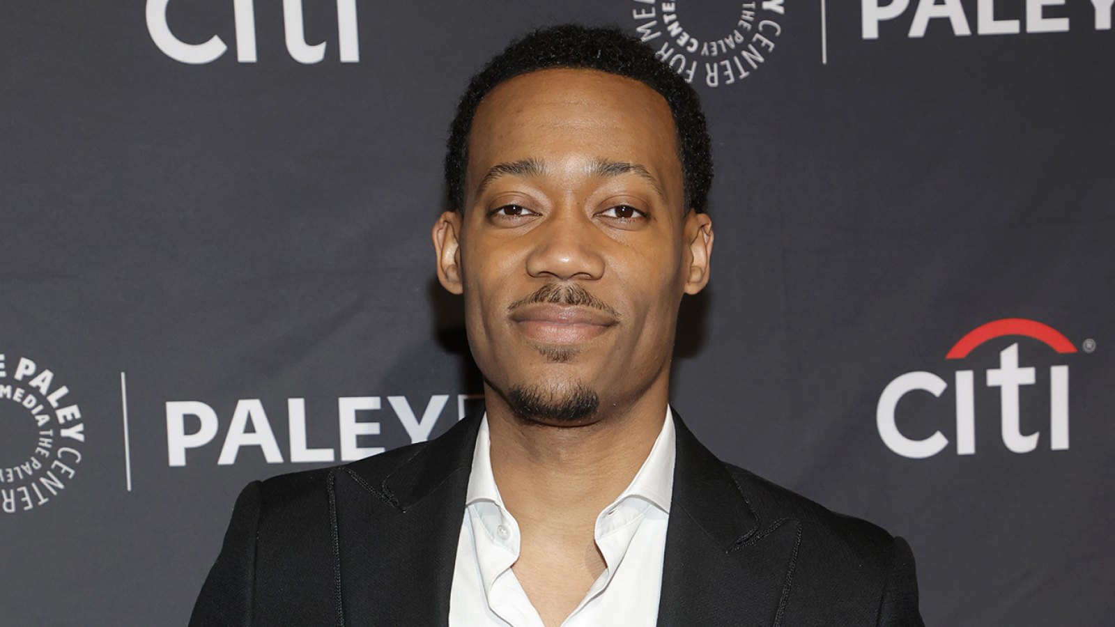 'Abbott Elementary' Star Tyler James Williams Loves Janine and Gregory's 'Little Moments,' But Wants More 'Conflict'