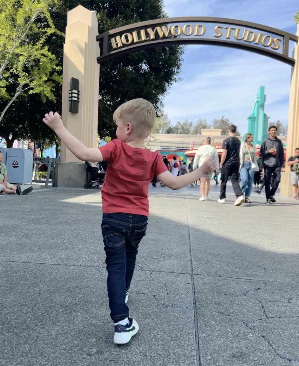 Ant Anstead and son Hudson at Disneyland