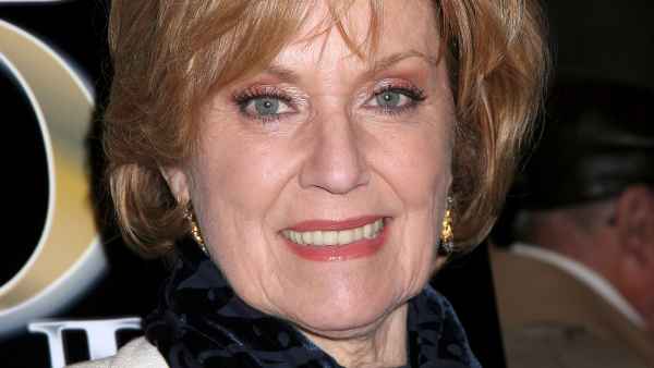 Elizabeth Hubbard Dead