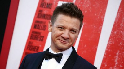 Jeremy Renner Says His Eye Popped Out During Snowplow Accident