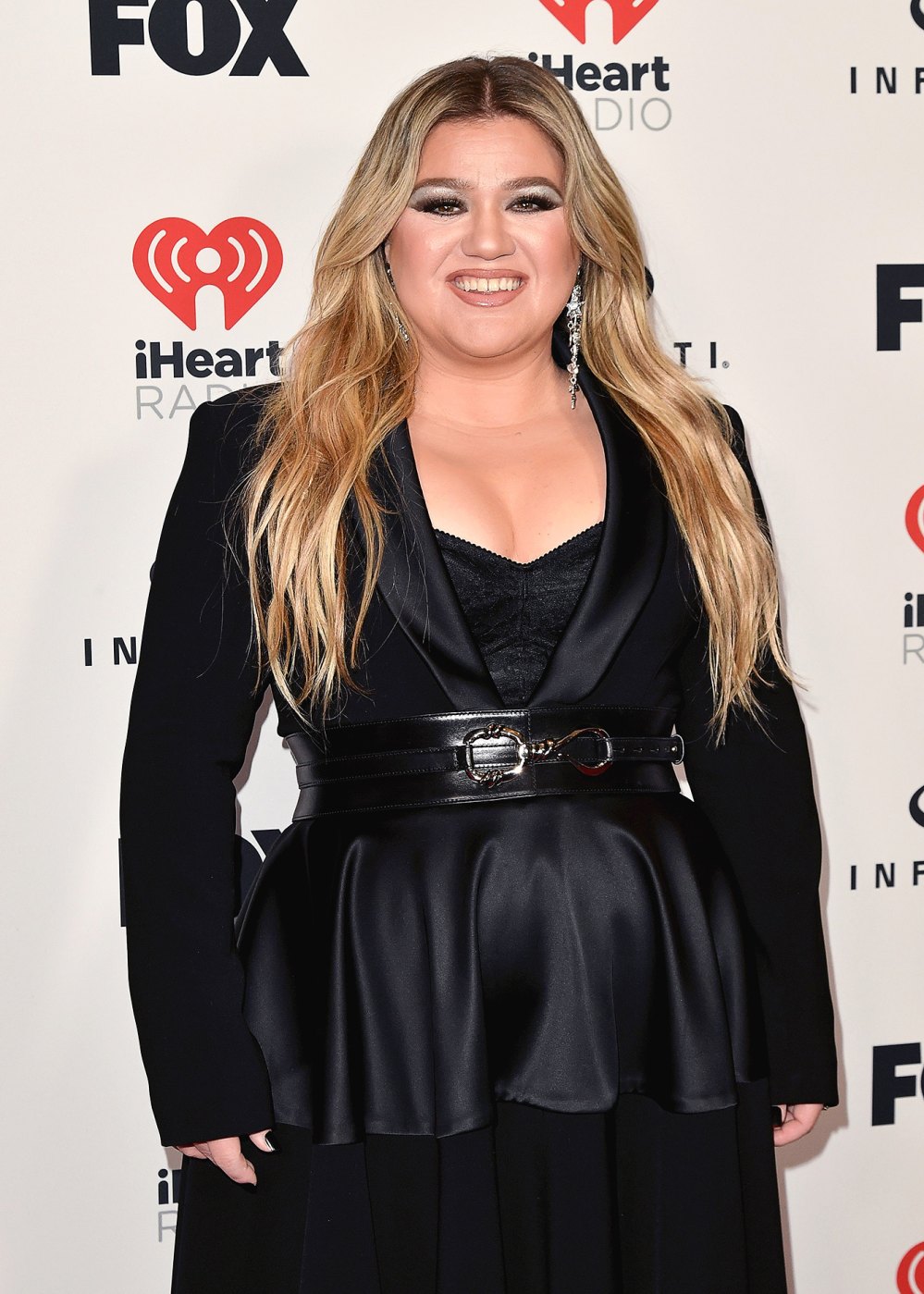 Kelly Clarkson Calls Out Ex Brandon Blackstock in New Song 'Mine' | Us ...