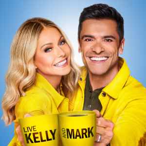 Kelly Ripa and Mark Consuelos Usher in New Era of 'Live' on 1st Episode