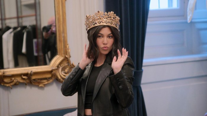 Kourtney Kardashian Accuses Kim Kardashian of Using Italy Wedding as Business Opportunity in Personal Season 3 Kardashians Trailer 451
