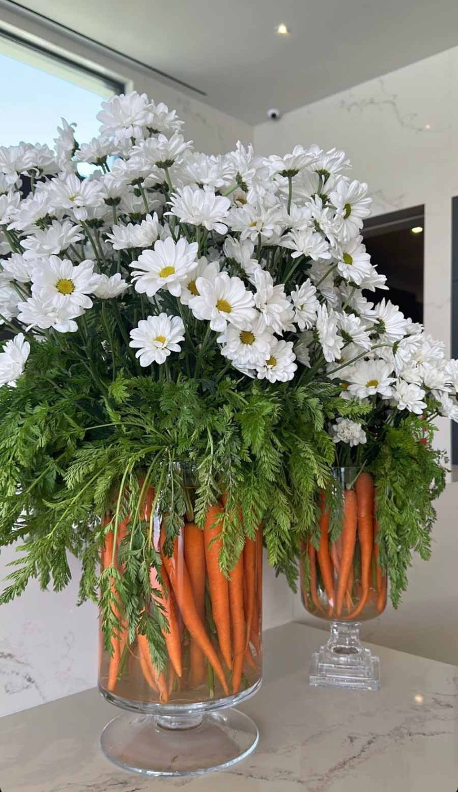 Kylie Jenner's flower/carrot display