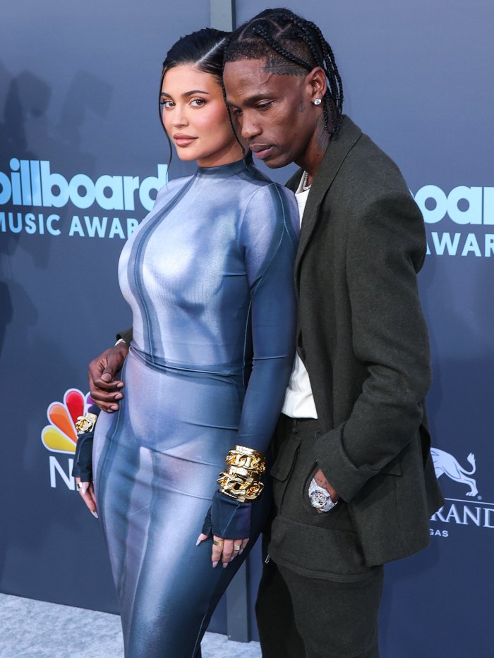 Kylie Jenner's Pals Haven't 'Given Up Hope' That She Could Reconcile With Travis Scott- The 'Love Is Still There' - 865