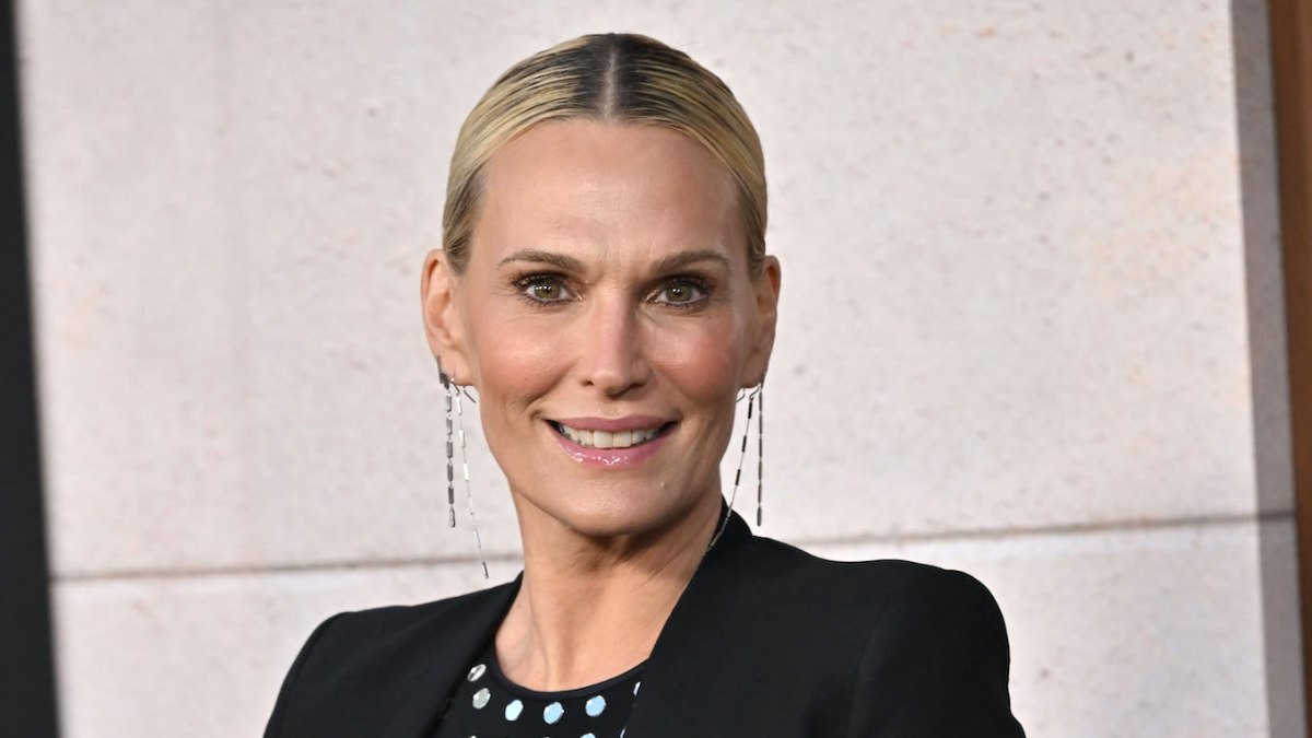 It's Time To Rethink Your Skincare Routine– Here's Why - Molly Sims