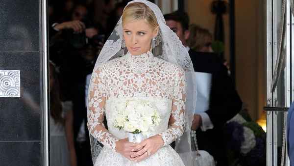 Nicky Hilton Marries James Rothschild: See Photos of Her Wedding Dress, Paris’ Bridesmaid Dress, and More!