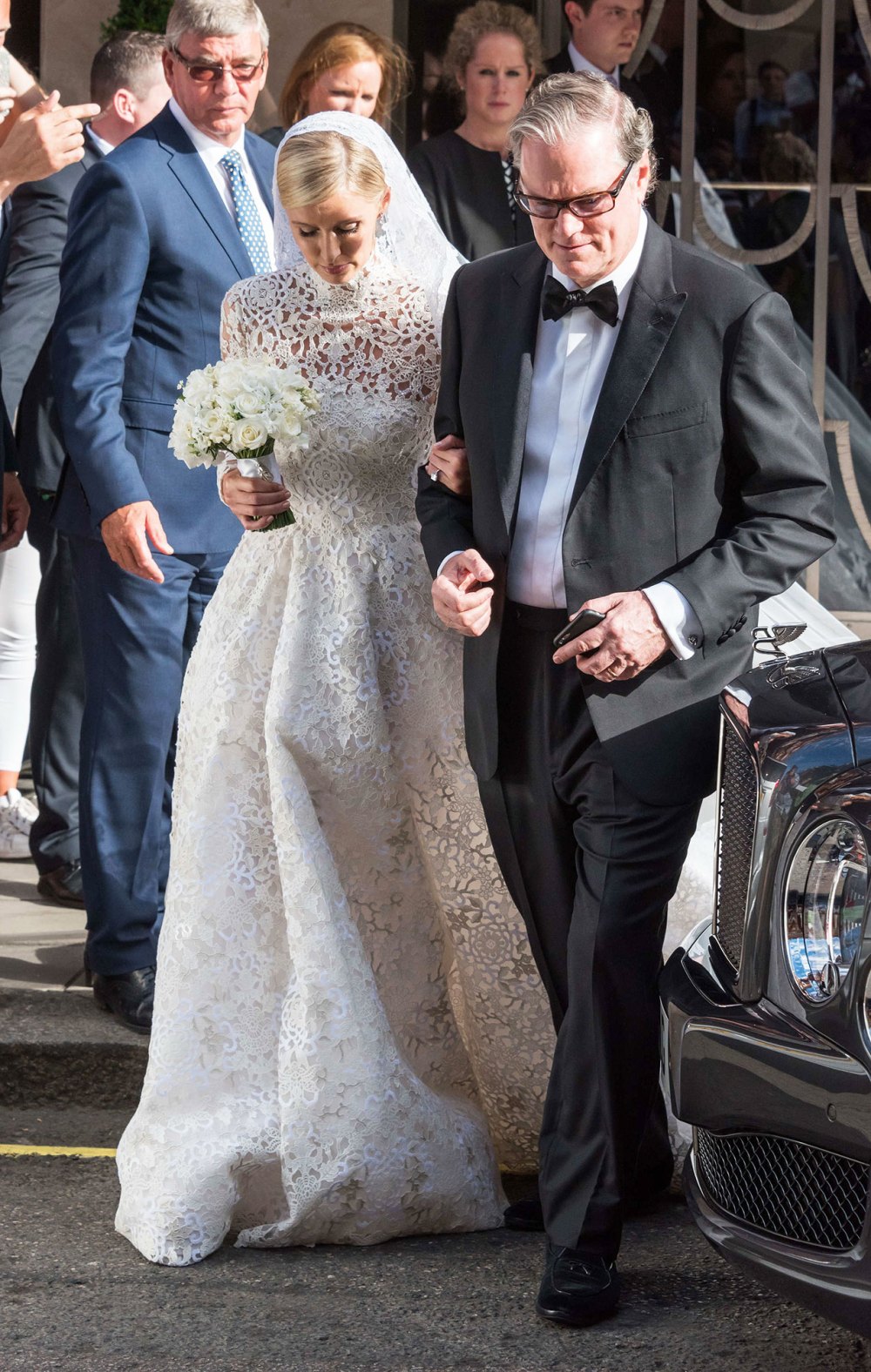 Nicky Hilton Marries: See Her Wedding Dress, Paris' Look, and More ...