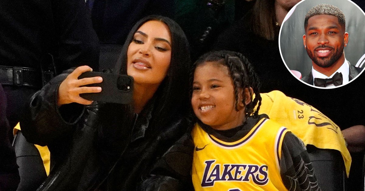 El hijo de Kim Kardashian viste una camiseta de Tristan Thompson en un partido de los Lakers