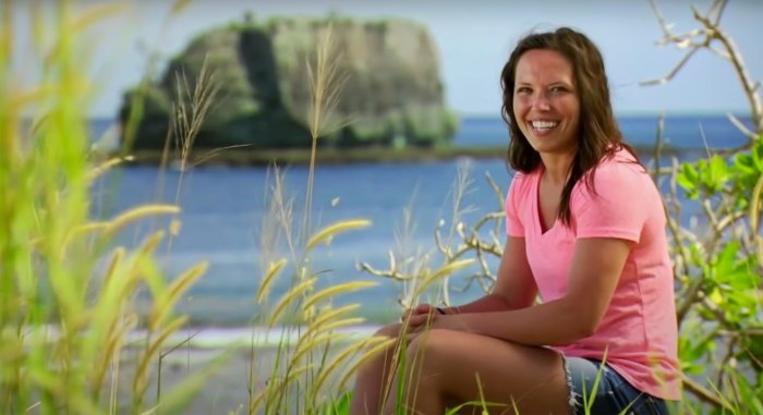 Survivor's Sarah Lacina Slams The Challenge - Amid Ongoing Feud Between World Championship Costars Johnny Bananas - You're Just A D-CK To Everyone 092