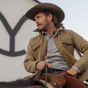 Yellowstone's Josh Lucas Says Kevin Costner and Taylor Sheridan Are 'Putting a Lot' of 'Pressure on Each Other' to Make Show Audiences 'Love' - 750
