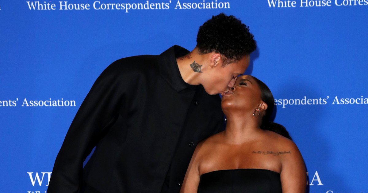 Sealed With a Kiss! Brittney Griner Enjoys WHCA Red Carpet