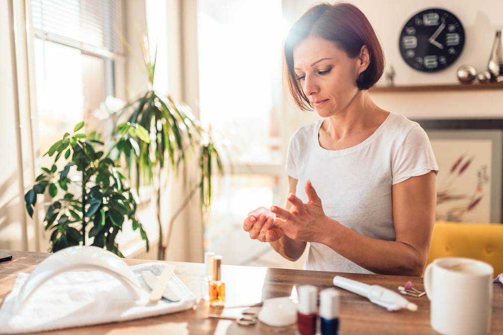 gel-nail-polish-remover-us-weekly