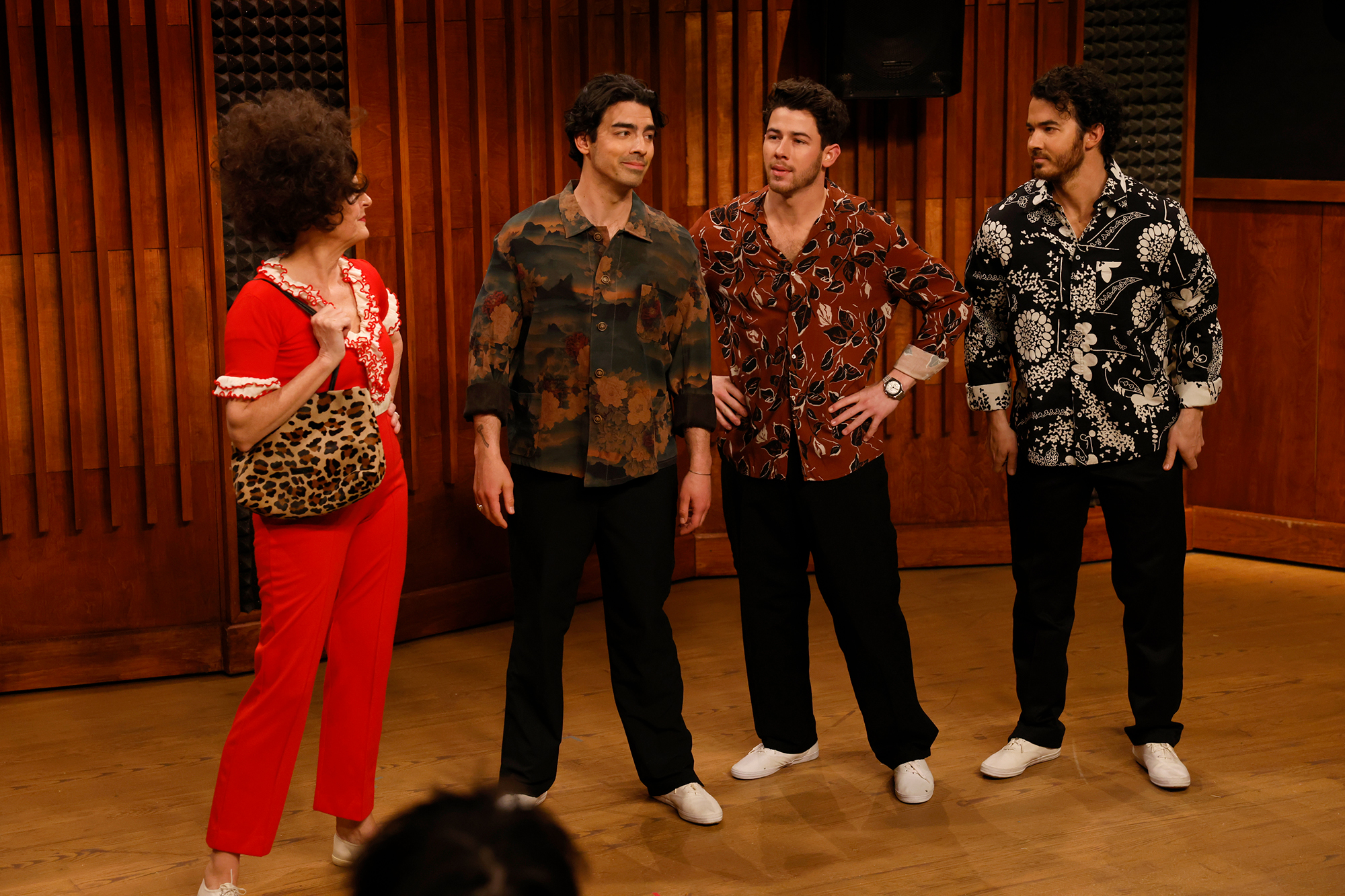 Watch Jonas Brothers Rock Unitards for Dance Lesson With Molly Shannon