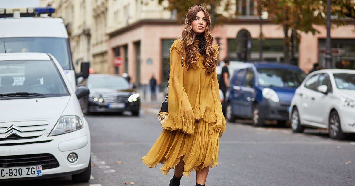 23 Transitional Spring Dresses You Can Pair With Both Boots and Sandals 23 Transitional Spring Dresses You Can Pair With Both Boots and Sandals