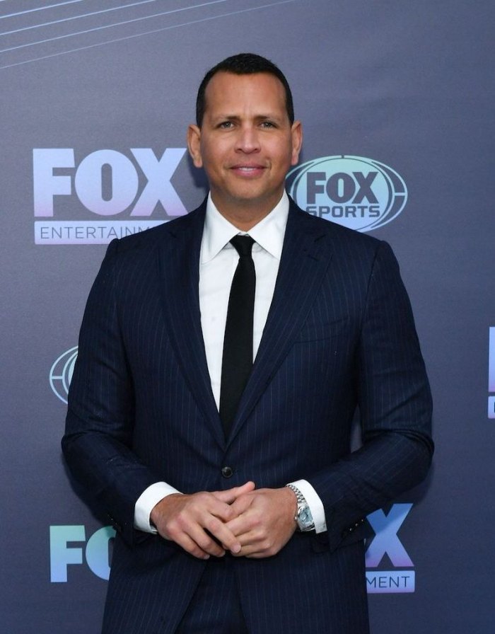 Alex Rodriguez reveals he was diagnosed with early-stage gum disease