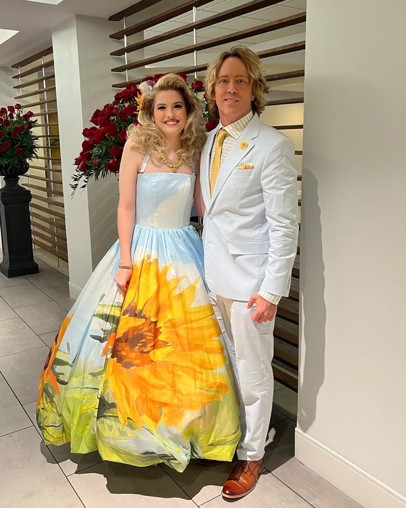 Anna Nicole Smith's Daughter Dannielynn Attends Kentucky Derby With Dad Larry Birkhead: Photos
