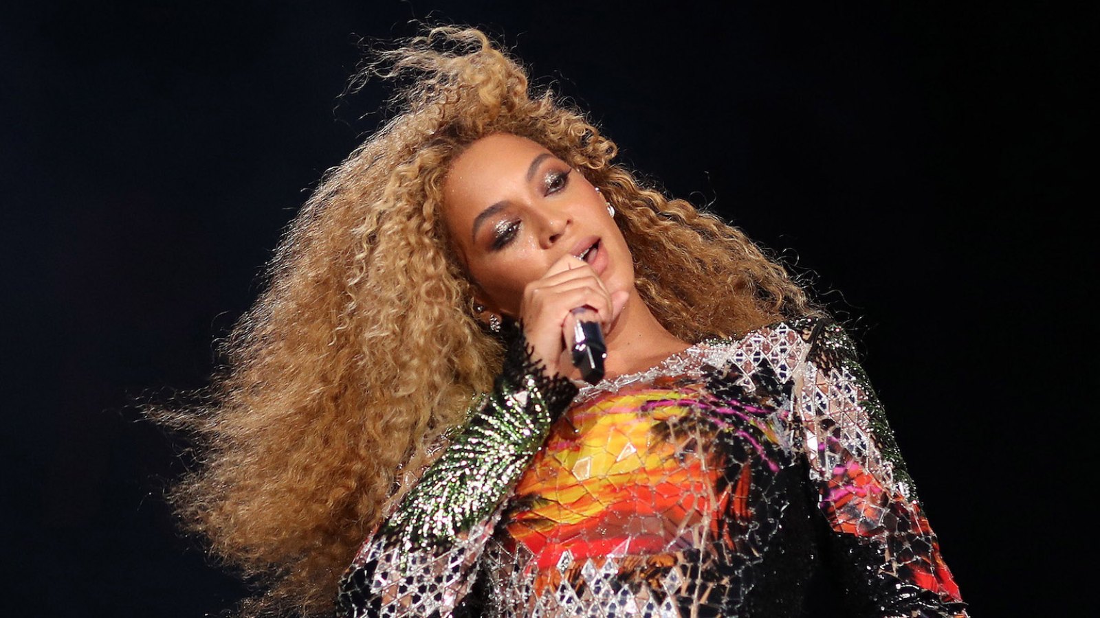 Beyonce Seemingly Teases New Haircare Line: Details | Us Weekly