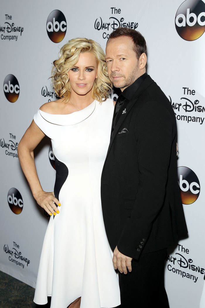 Jenny McCarthy, Donnie Wahlberg Wedding: Exclusive Pictures, More Details