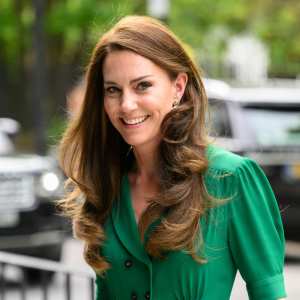 Kate Middleton Explains Why Shes Not Allowed to Sign Autographs