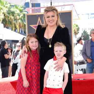 Kelly-Clarkson-Is--Looking-Forward-to-a-Fresh-Start--With-Her-Kids-in-New-York-City-157