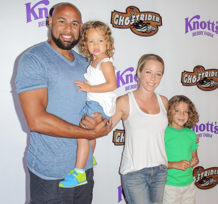 Kendra-Wilkinson-Says-Her-Dating-Life-is--Non-Existent---Calls-Ex-Hank-Baskett--The-Greatest-Father--to-Kids -490