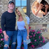 Kim Zolciak-Biermann Appears Unbothered and Ditches Wedding Ring in 1st Post After Kroy Biermann Divorce News Promo