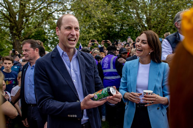 Prince William and Princess Kate Pop in Blue During Coronation Big Lunch: See Photos