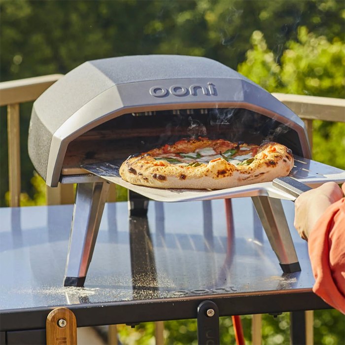 early-memorial-day-deals-ooni-gas-pizza-oven