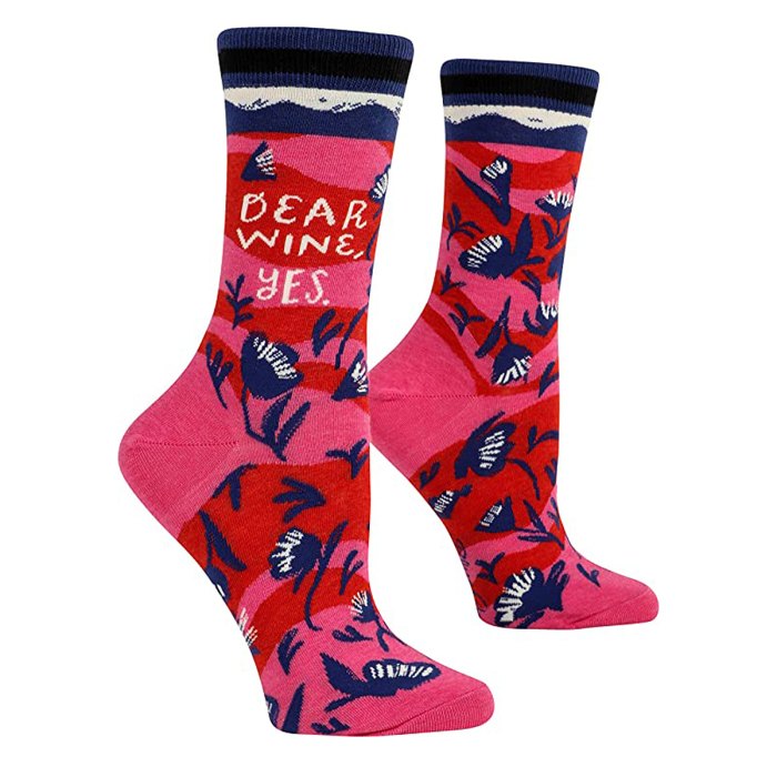 hilarious-mothers-day-gifts-amazon-wine-socks