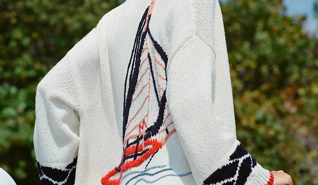 Shop These 21 Rich Hamptons Mom Summer Pieces