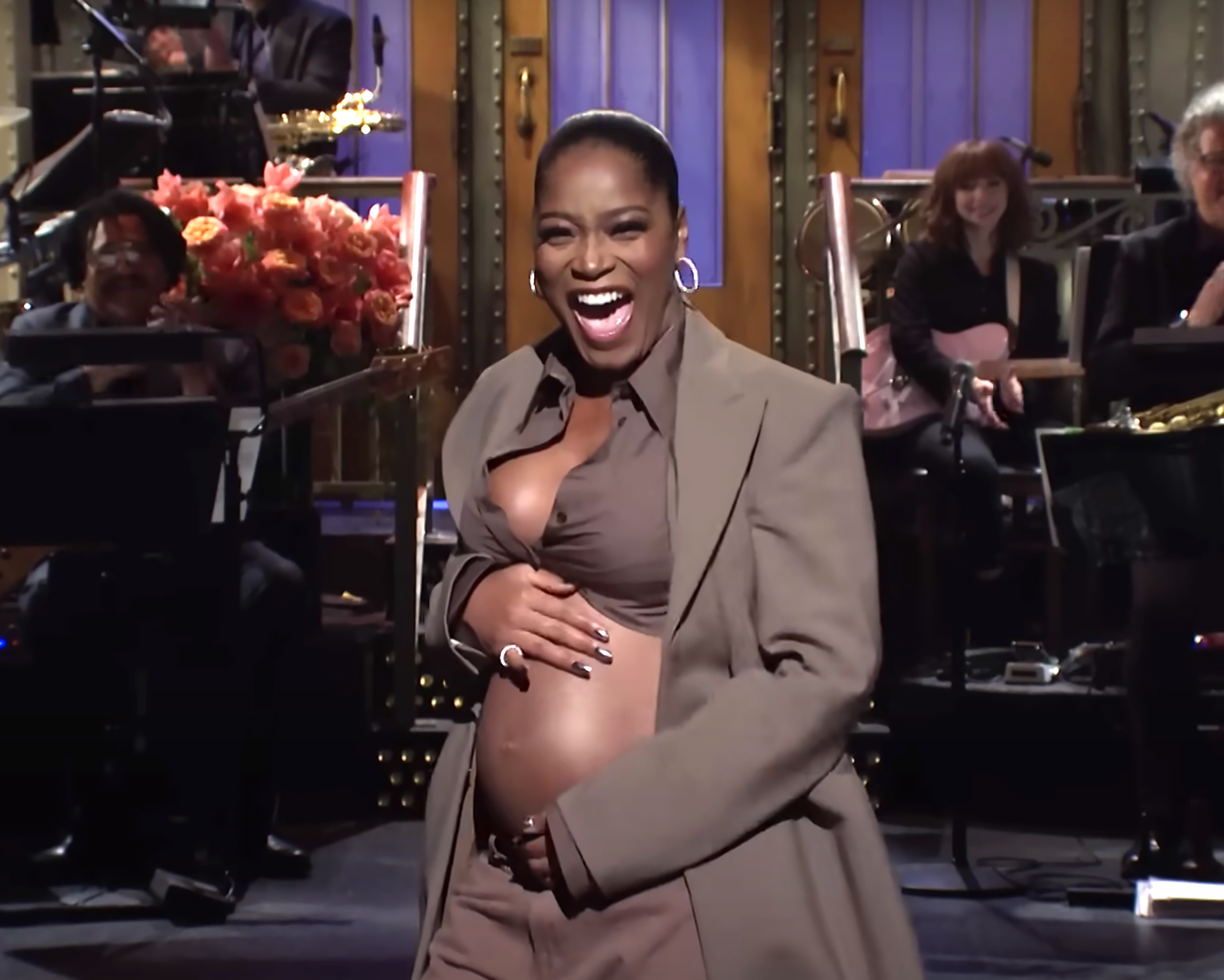 Jaw-Dropping Celebrity Pregnancy Reveals: Beyonce, Kourtney Kardashian, and Beyond!