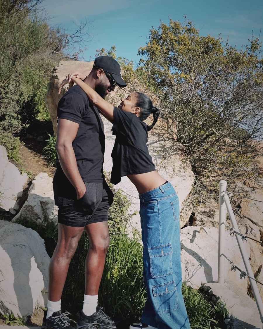 Celebrities in Low Rise Jeans Gallery