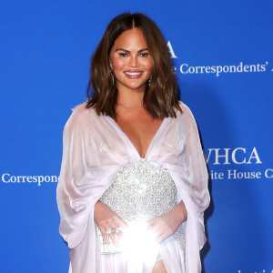 Chrissy Teigen Slams Troll Claiming She Has a New Face
