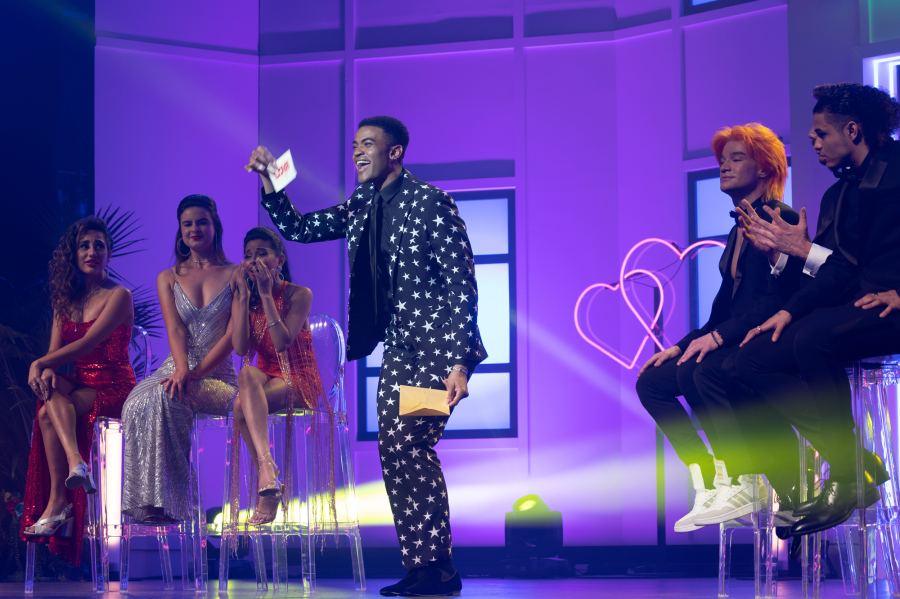 Everything to Know About Paramounts Zoey 102 Revival Movie