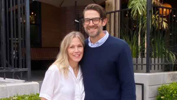 Jennie Garth Pens Sweet Tribute to Husband Dave Abrams