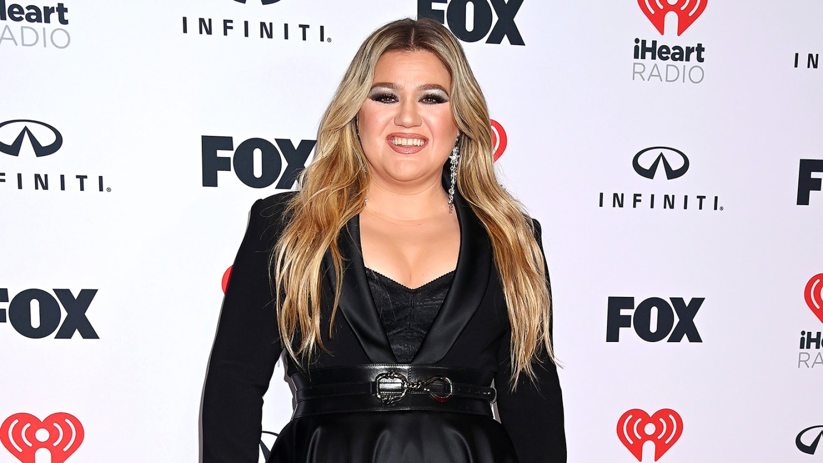 Kelly Clarkson Disses Ex Brandon Blackstock for Not Giving Her Push Presents