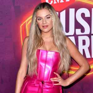 Kelsea Ballerini Hit in the Face With Object Thrown by Fan During Idaho Concert