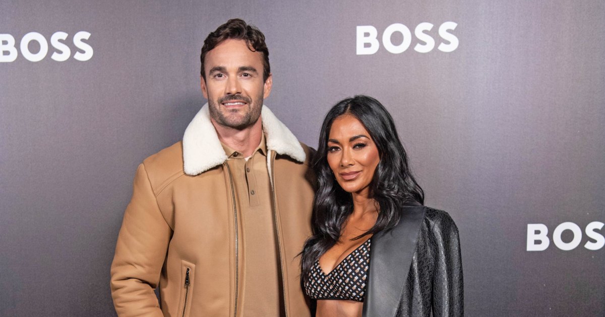 Nicole Scherzinger is engaged to BF Thom Evans after 3 years of dating