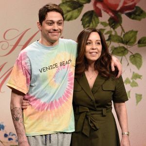 Pete Davidson Mom Made a Fake Twitter Account to Defend Him From Online Trolls Amy Davidson