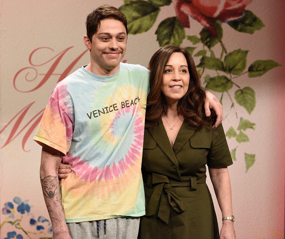 Pete Davidson Mom Made a Fake Twitter Account to Defend Him From Online Trolls Amy Davidson