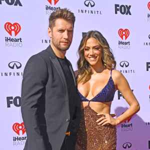 Pregnant Jana Kramer and Allan Russell Reveal Sex of 1st Child