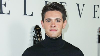 Riverdales Casey Cott to Join Moulin Rouge on Broadway