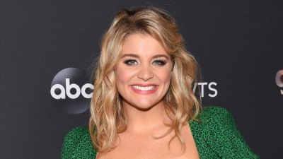 Stars-Who-Played-Matchmaker-for-Their-Friends--Taylor-Swift--Jesse-Tyler-Ferguson--Nicole-Richie-and-More -169 Lauren Alaina