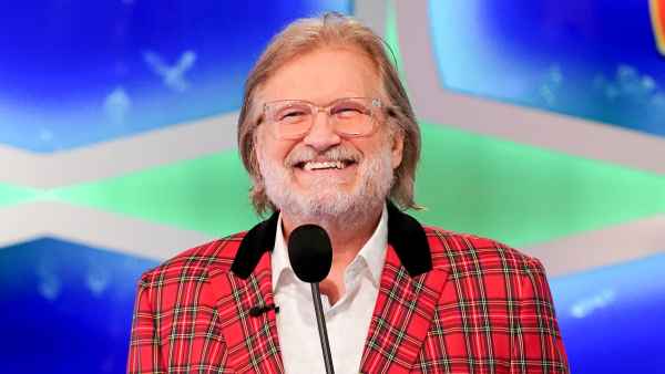 Feature 'The Price Is Right' Contestant Dislocates His Shoulder While Celebrating a Win, His Wife Spins the Wheel for Him