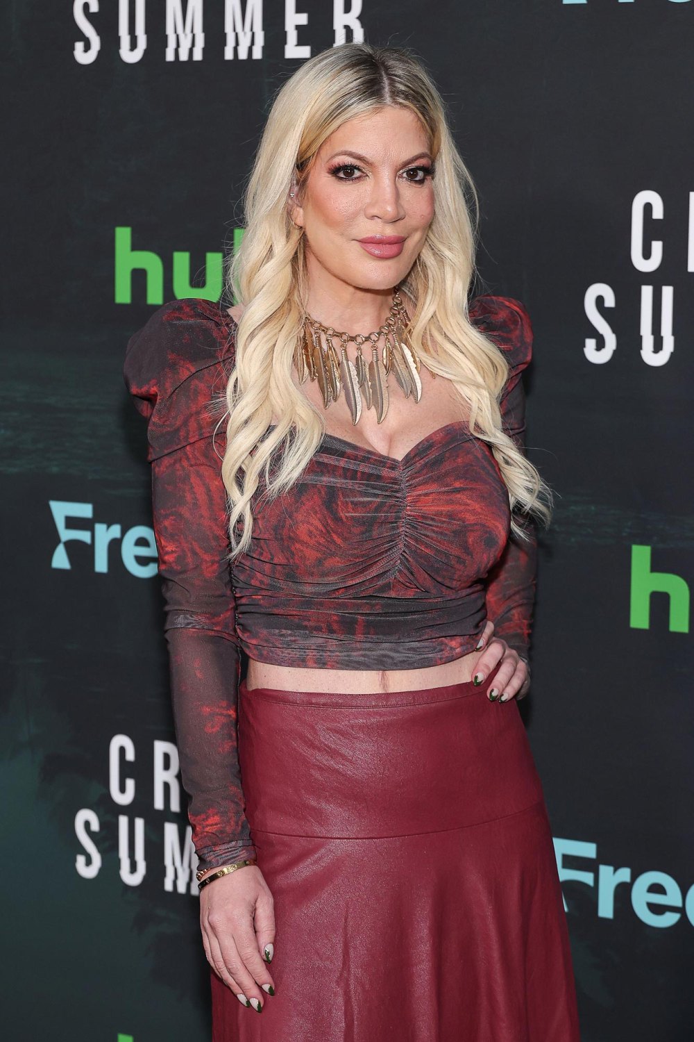 Tori-Spelling-Has-Girl-s-Night-Out-With-Daughters-Stella-and-Hattie-at--Cruel-Summer--Premiere--Photo-221