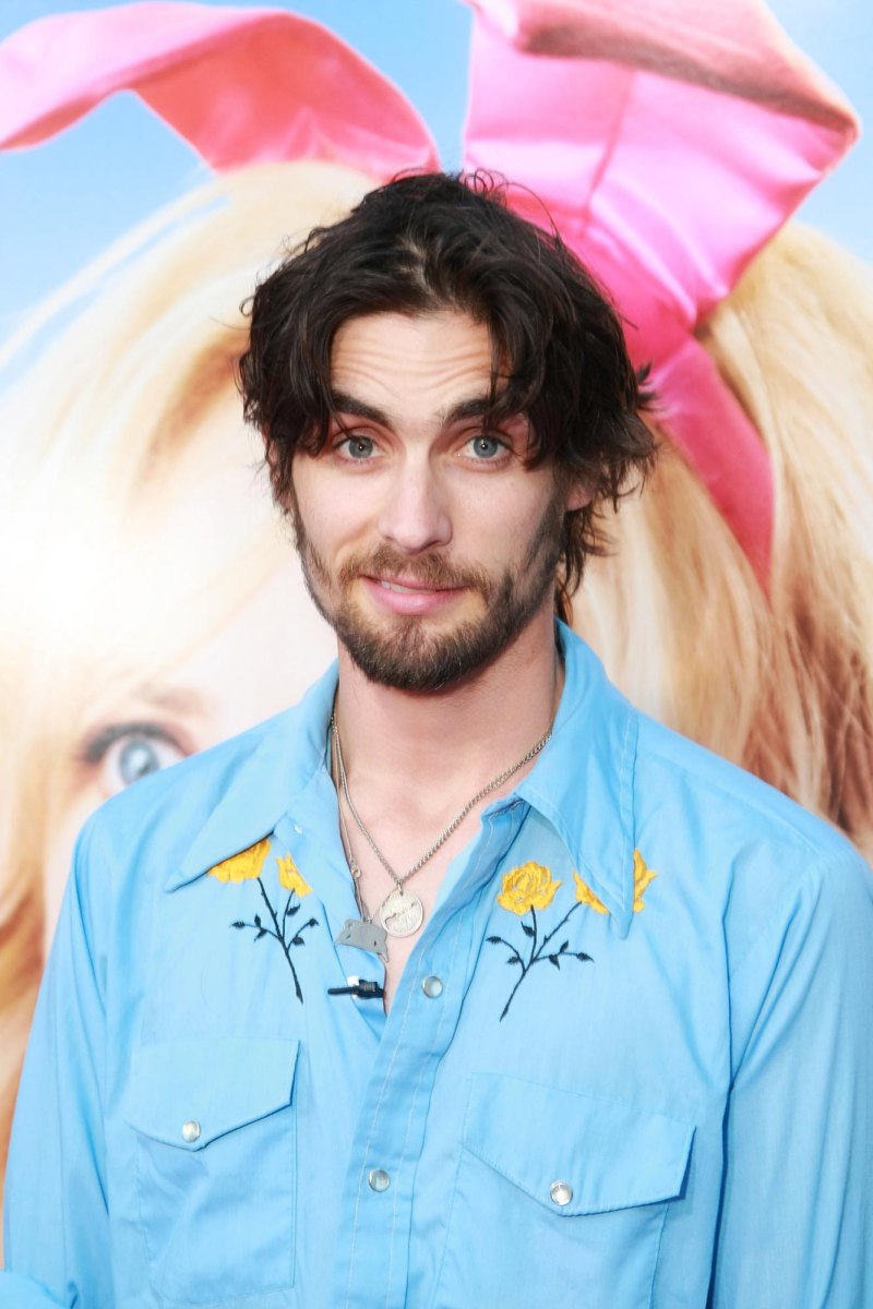 Who-Is-Tyson-Ritter--5-Things-to-Know-About-the-Singer-Amid-Machine-Gun-Kelly-Drama -192
